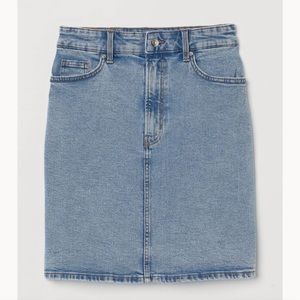 NWT “Mom” denim skirt